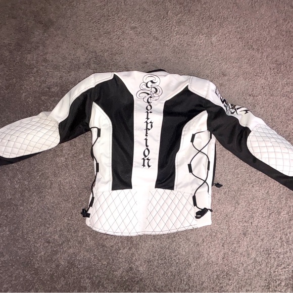 Women’s Scorpion EXO Skeletal motorcycle jacket. Size medium - Picture 4 of 10